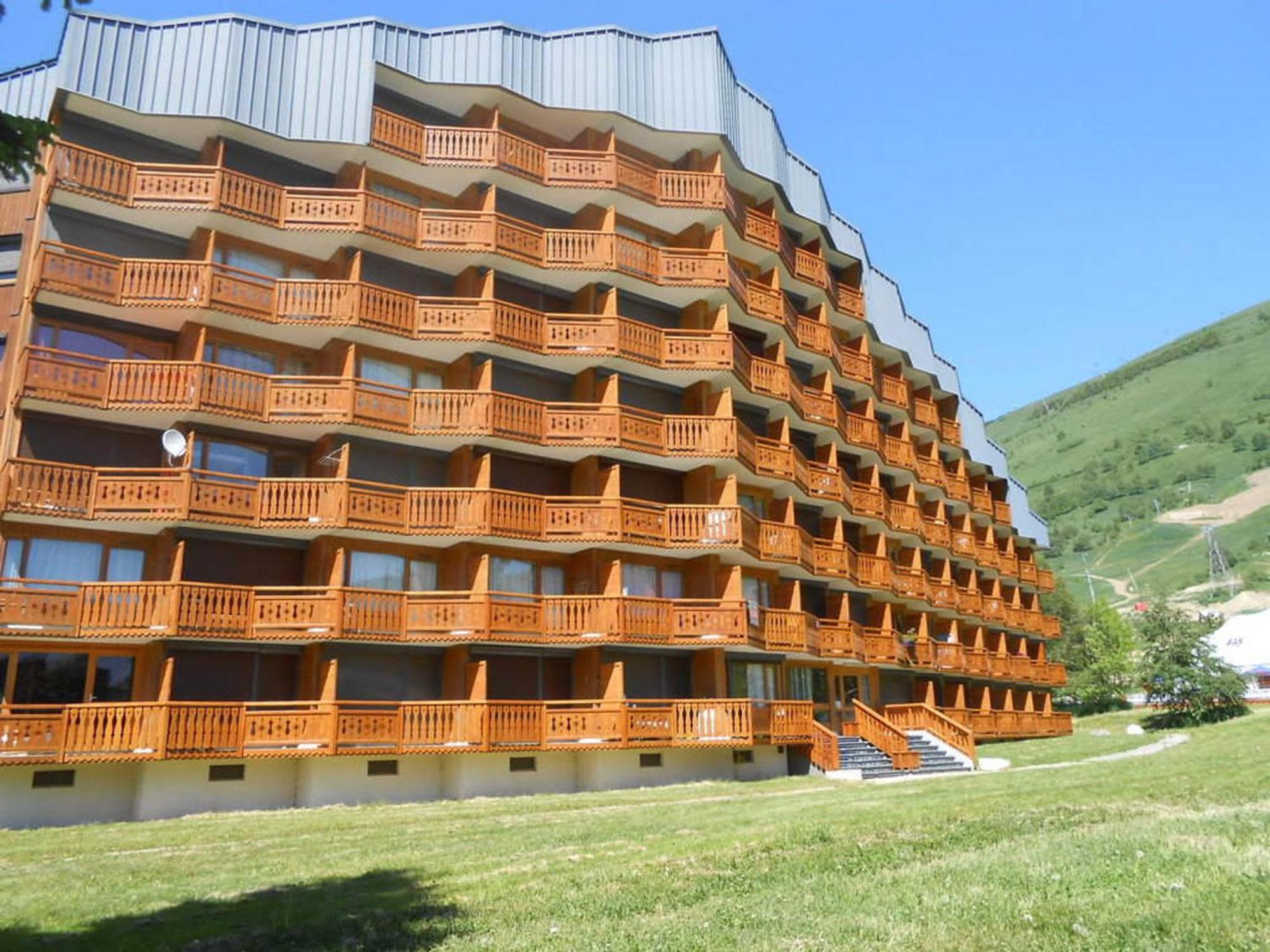 Studette Renovee Pour 2 Au Pied Des Pistes, Centre Les Deux Alpes - Fr-1-516-134 Apartment Екстериор снимка