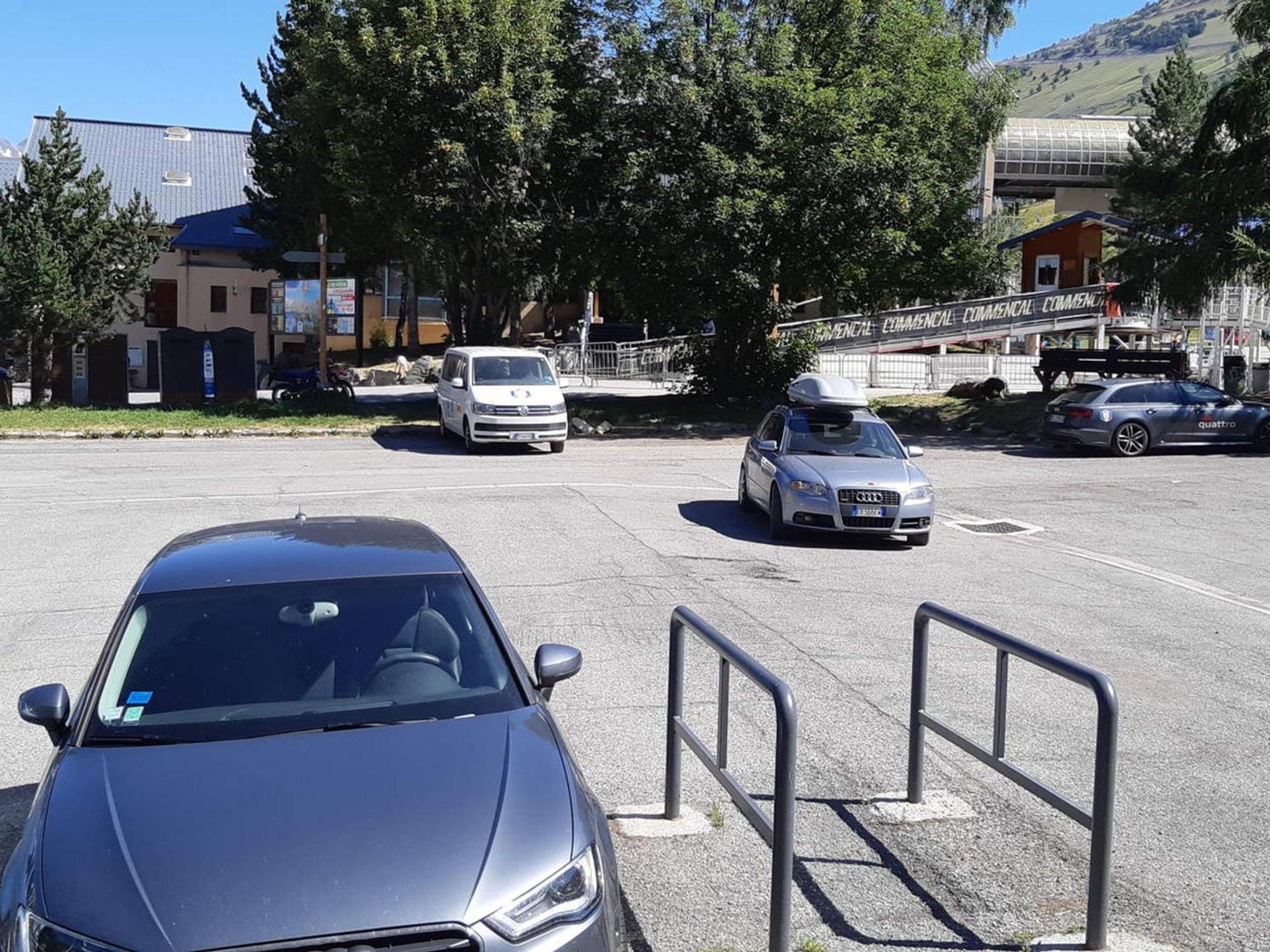 Studette Renovee Pour 2 Au Pied Des Pistes, Centre Les Deux Alpes - Fr-1-516-134 Apartment Екстериор снимка