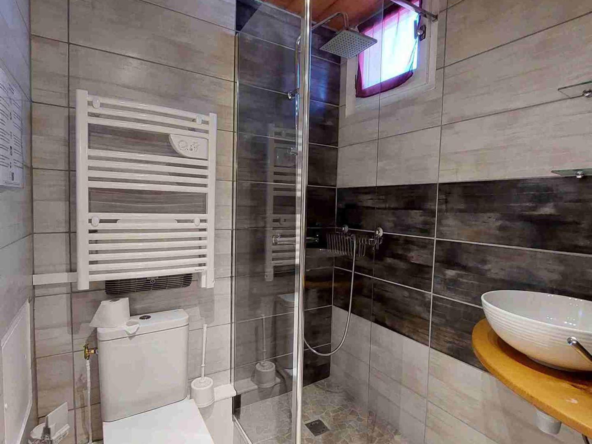 Studette Renovee Pour 2 Au Pied Des Pistes, Centre Les Deux Alpes - Fr-1-516-134 Apartment Екстериор снимка